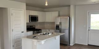 Pre-Leasing Now | Charming 3-Bedroom, 2-Bath Home in Yukon – Available Soon Gallery 7