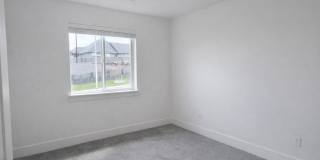 $1000 OFF YOUR 1ST MONTHS RENT! BRAND NEW TOWNHOME IN THE DESIRABLE SOUTHRIDGE AREA! Gallery 56