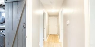 Lovely 3 Bedroom 1 Bathroom - 1st Floor with/ Washer and Dryer Gallery 21