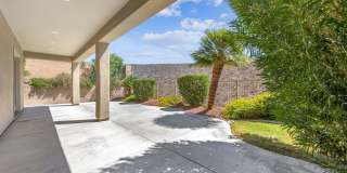 GUARD GATED ANTHEM COUNTRY CLUB SINGLE STORY HOME Gallery 37