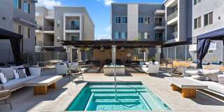 The Hendry Gallery 11