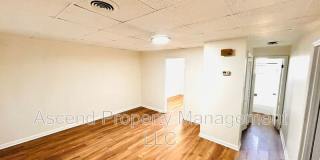 586 Withrow Rd Gallery 1