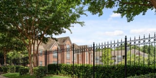 Arbors River Oaks Apartments Gallery 29