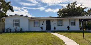 9450 SW 181st Ter Gallery 1