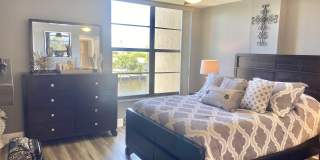 18 Royal Palm Way Gallery 20