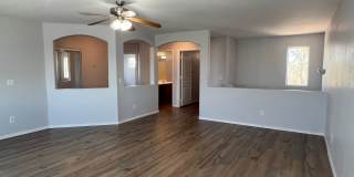 4 beds, 2.5 baths, 1,741 sqft Gallery 10