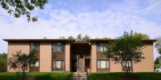 907 Franklin Avenue Gallery 1