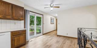 4 Bedroom Lincoln Ranch Home! Gallery 10