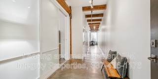 825 Lafayette Street Gallery 21
