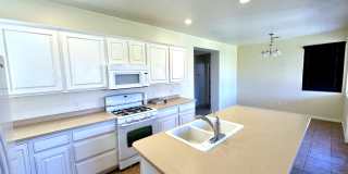 2106 N Red Canyon Cir Gallery 4