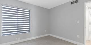 Charming 2BR Condo in Miami Gallery 30