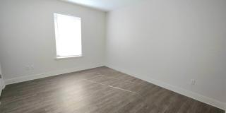 313 N Navy Blvd unit: 1B Gallery 15