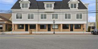 180 Deer Park Avenue Gallery 1