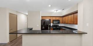 1070 University Dr Gallery 4