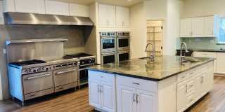 Magnificent Craftsman Style Custom Home Gallery 16