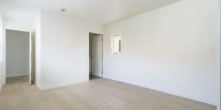 2896 W 14th St Gallery 18