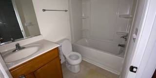 Room in 4 Bedroom Home at Haskell Dr Gallery 23