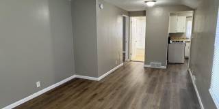 1404 N BROADWAY Street Gallery 2