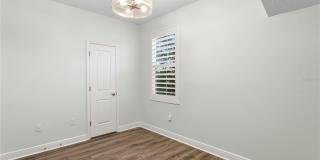 3803 W CLEVELAND Street Gallery 37