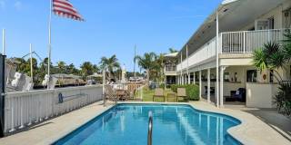 2866 NE 30th Street Gallery 9