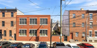 2355 E York Street Gallery 21