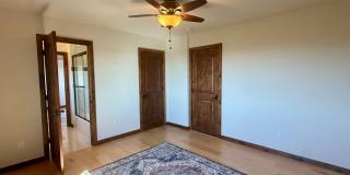 Resort Style Living on Warmlands Avenue Gallery 13