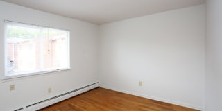 Willowcrest Apartments Gallery 9