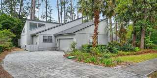Spacious 4BR/3BA Pool Home in Jacksonville Gallery 21