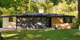 1018 Shorewood Boulevard Gallery 1