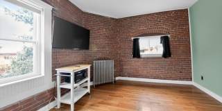$1,250 Cap Hill 1 BR | 5 Min Walk to Cheesman Park Gallery 4