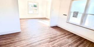 Charming 2 bed 1 bath near tower district Gallery 11