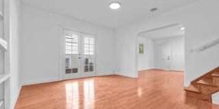 1448 Calumet Ave Gallery 9