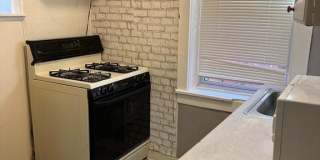 1192 YORKSHIP SQUARE Gallery 16