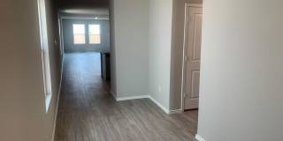 *COMING SOON* Comfortable Living with Open Kitchen & Fenced Yard! Gallery 3