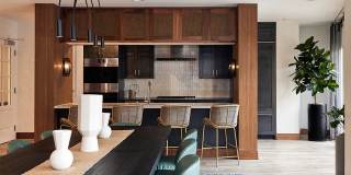 Sentral Old Town Gallery 17