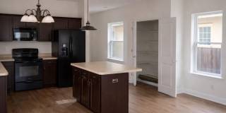 2128 W WALNUT STREET Gallery 6