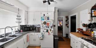Charming 3BR House in Syracuse Gallery 13