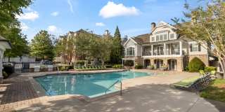 Pointe at Suwanee Station Gallery 17