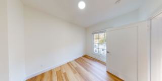 1729 Arch Street Gallery 9