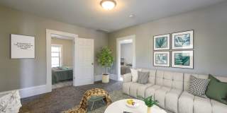 1823 Quincy St NE Gallery 1