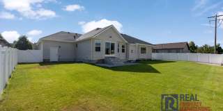 Beautiful - Elegant - 5 Bedrooms - 3 Car - 3,700 sq ft - Home for rent Beautiful - Elegant - 5 Bedrooms - 3 Car - 3,700 sq ft - Home for rent Gallery 36