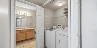 1025 VILLAGIO Circle Gallery 39
