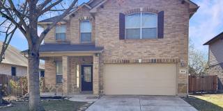 Spacious 4 BRM in Schertz - Mature Trees and Storage Gallery 1