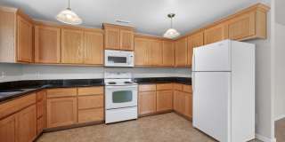 Clean 2 Bedroom. 2 bath apartment Gallery 17