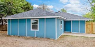 All Utilities Included! - Charming Remodeled 3BR Home Gallery 18