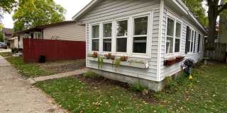 Charming 4 Bedroom Single-Family Home Near UW-La Crosse & Weigent-Hogan Park Gallery 1