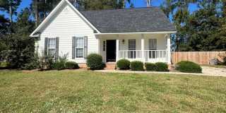 Charming 3 Bed/2 Bath Home in Evans Charming 3 Bed/2 Bath Home in Evans Gallery 1