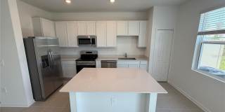 2563 SKYLINE Loop Gallery 7
