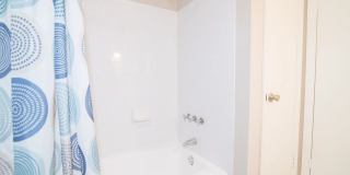 Four Seasons Townhomes Gallery 14