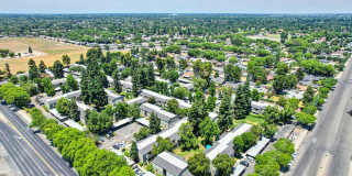 The Redwoods Apartments Gallery 11